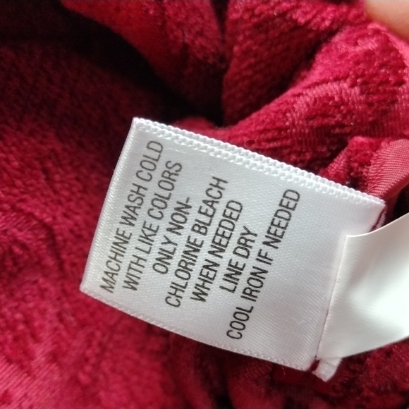 Croft & Barrow Deep Red Embroidered Tapestry Collared Button Front Jacket - Picture 10 of 16